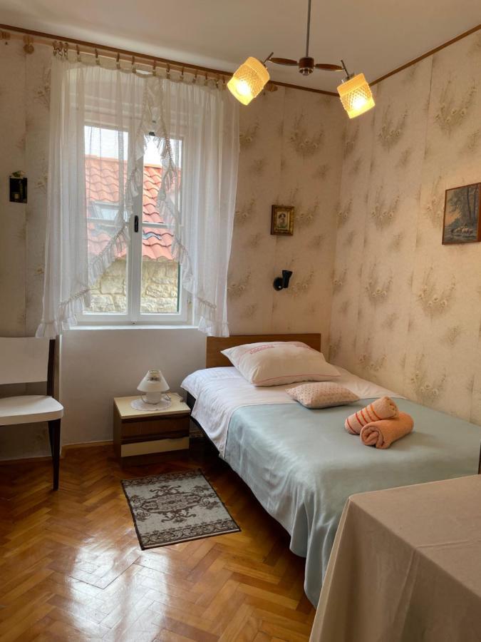 Soul Apartment In Center Split Exterior photo